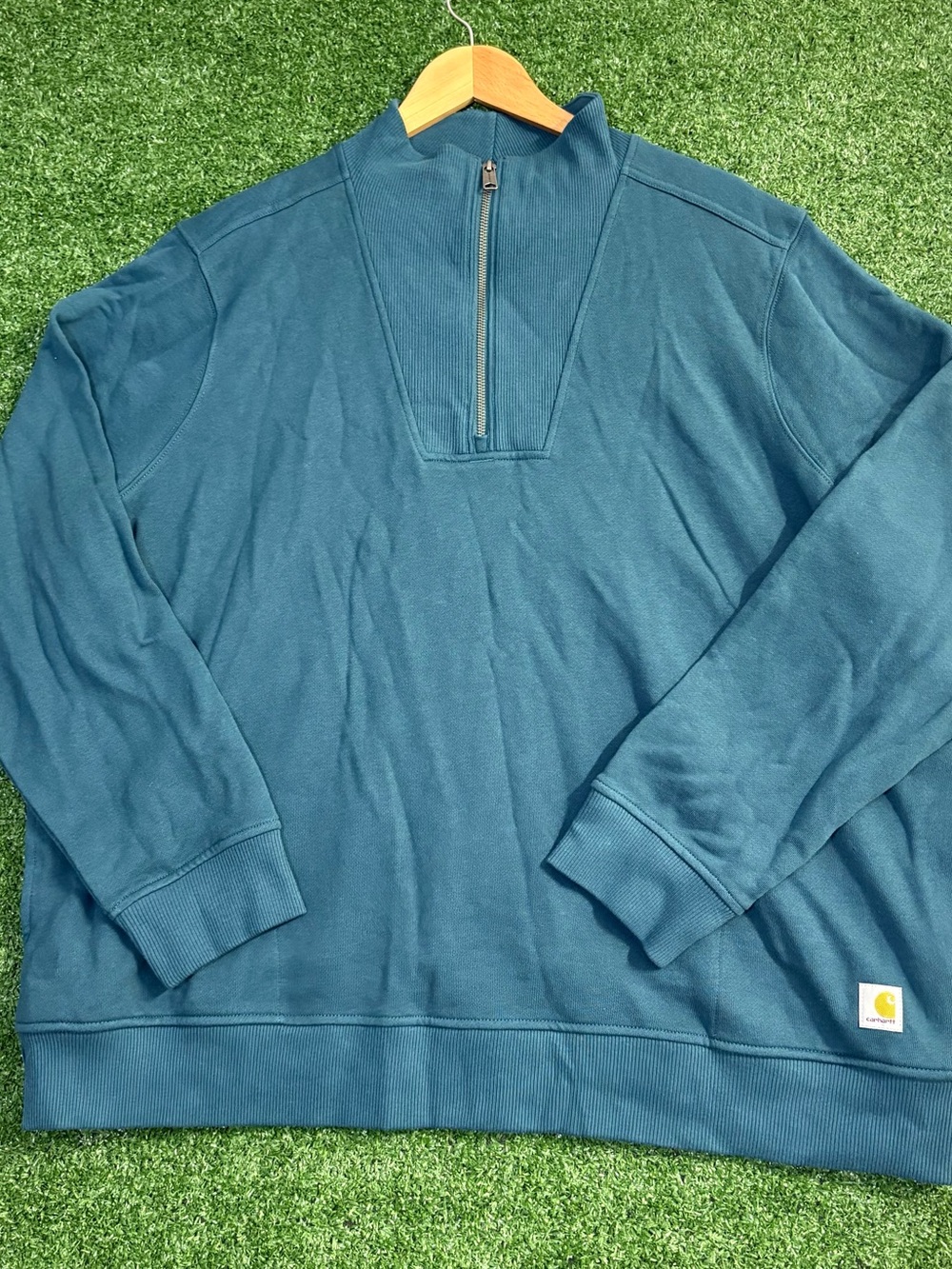 Carhartt women’s Green Quarter-Zip Sweatshirt NWT